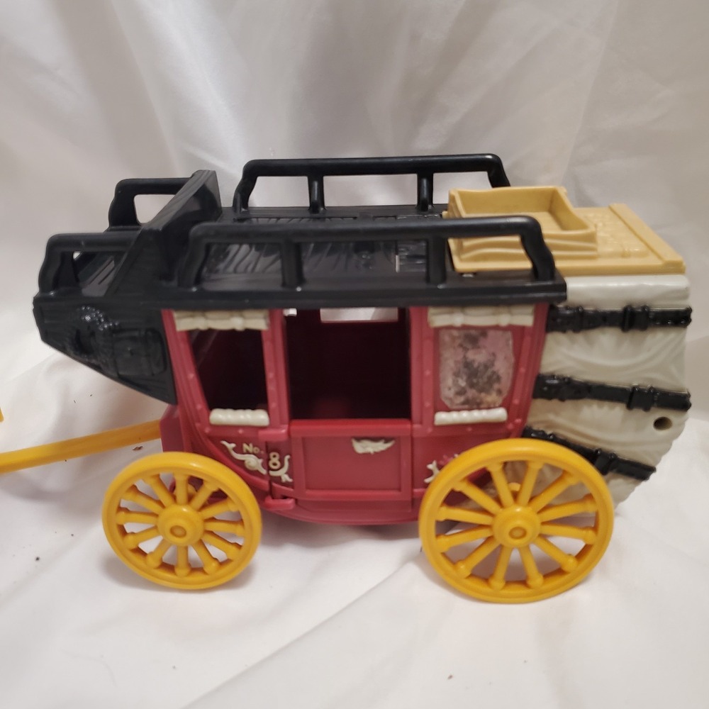 Vintage 1997 Fisher-Price Great Adventures Western Stagecoach Wagon Red Coach